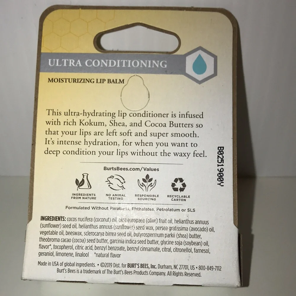 Burt's Bees Ultra Conditioning Moisturizing Lip Balm NEW